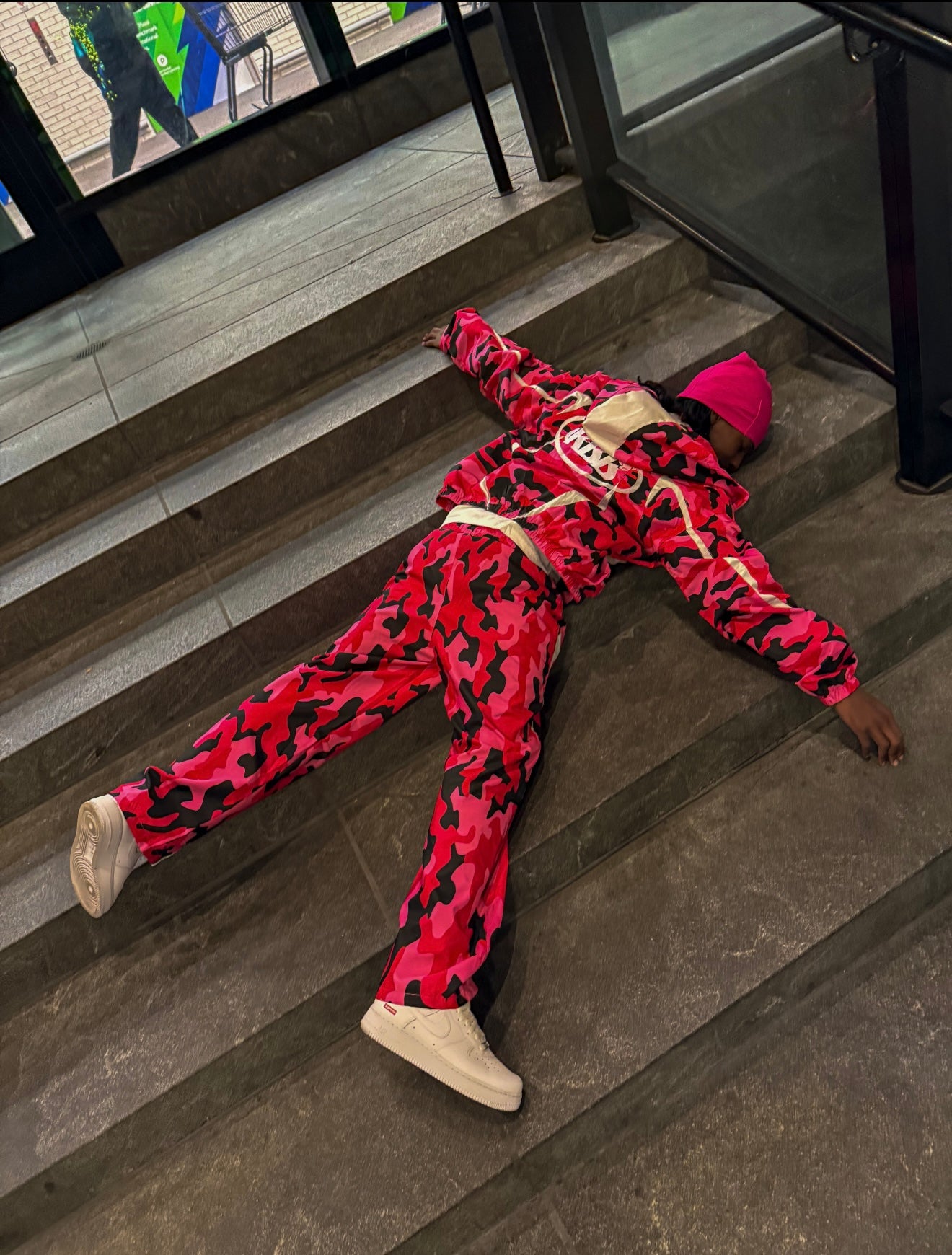 Pink Camouflaged Fullset Windbreaker $